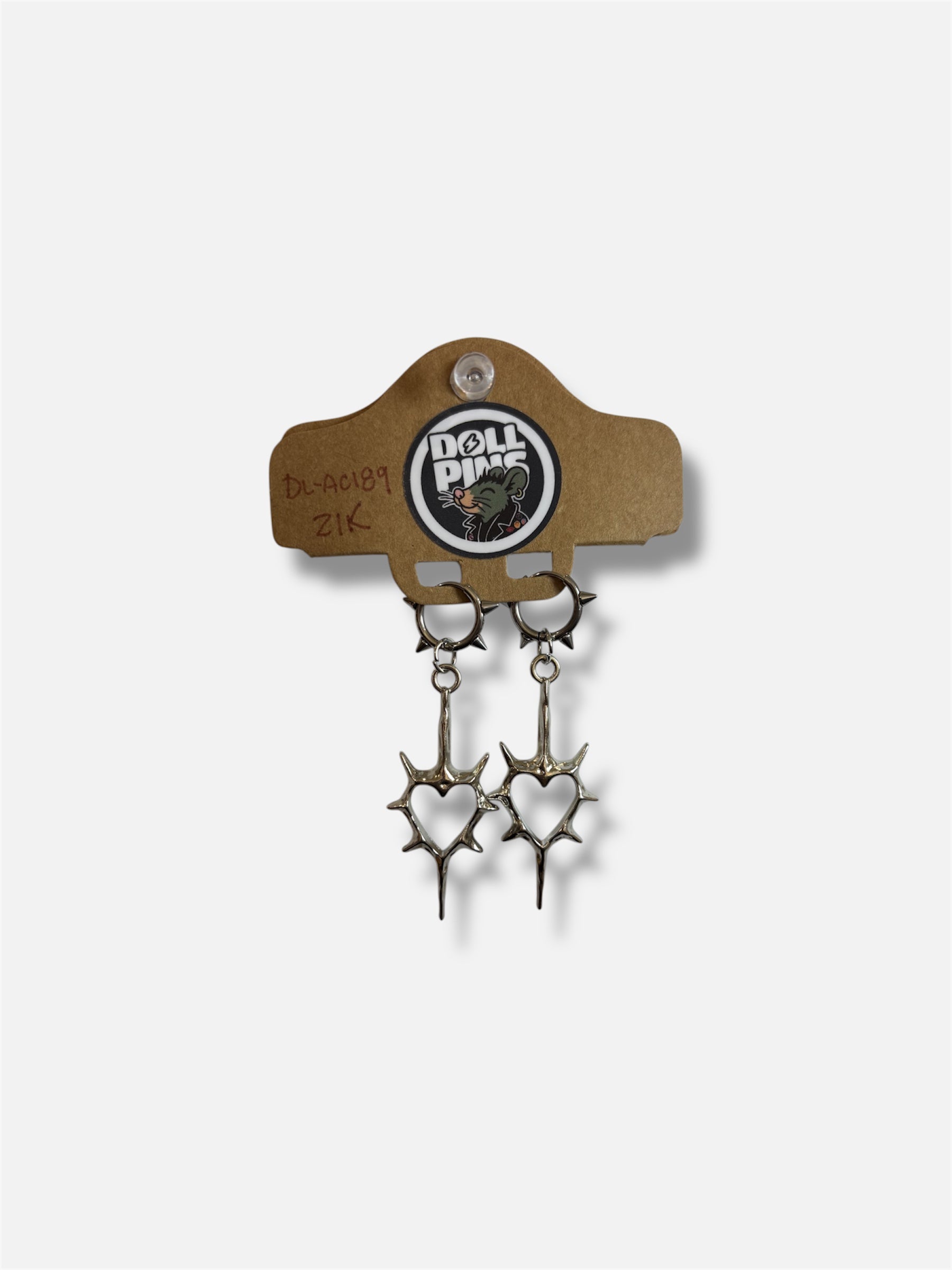 CORA CON PÚAS COLGANTE